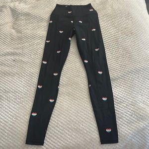 Spiritual Gangster Black Rainbow Heart Leggings